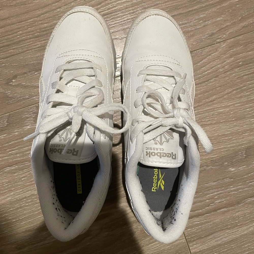 Reebok sneaker in white